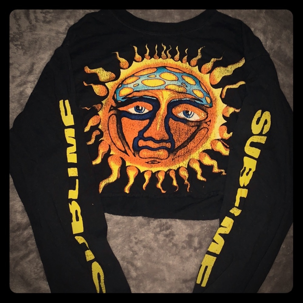 Black Sublime long sleeve crop top
